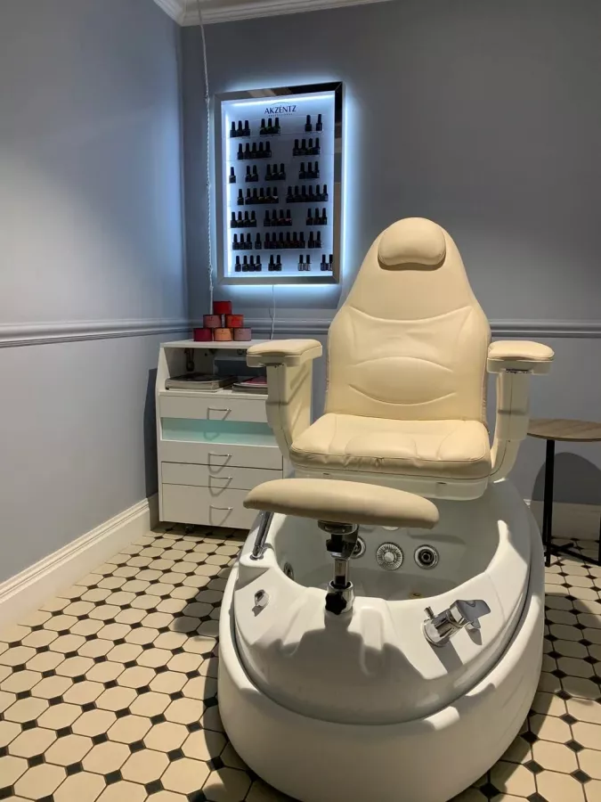 Салон красоты Selfie Beauty Room в Новороссийске: Салон красоты, Ногти, Брови, Шугаринг, Красота,