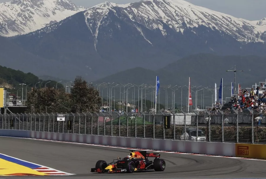 Автодром Sochi autodrom в Красной Поляне: Автодром , Машины , Скорость , Семейный отдых ,
