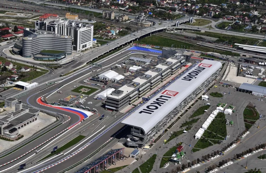 Автодром Sochi autodrom в Красной Поляне: Автодром , Машины , Скорость , Семейный отдых ,