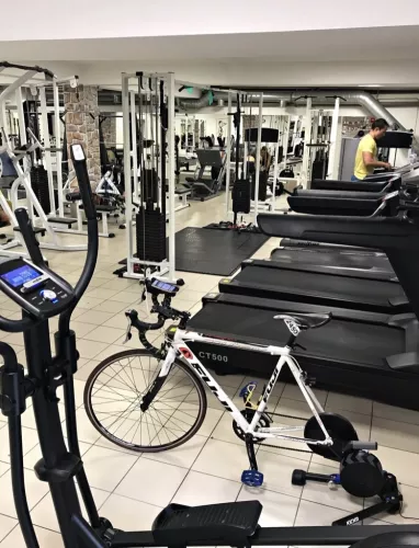 Фитнес-клуб Heavy metal fitness  в  Красной Поляне