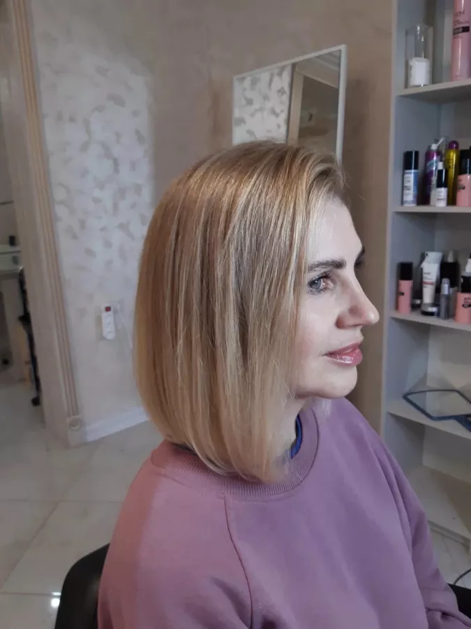 Салон красоты Beauty house в Геленджике: Стрижка, Брови, Ресницы, Маникюр, Педикюр, Шугаринг,