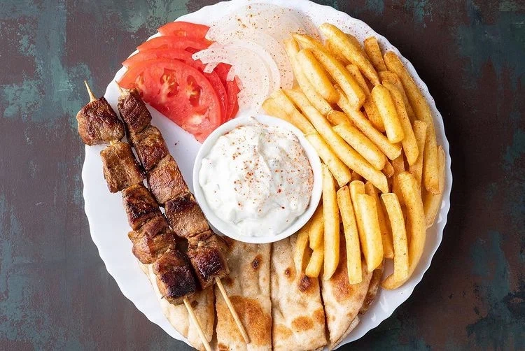 Пиццерия Del Basilico в Тамани: Пиццерия, Японская кухня, Греческая кухня, Суши-бар, Кафе,