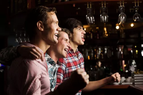 Бар On The Rocks  в  Сочи