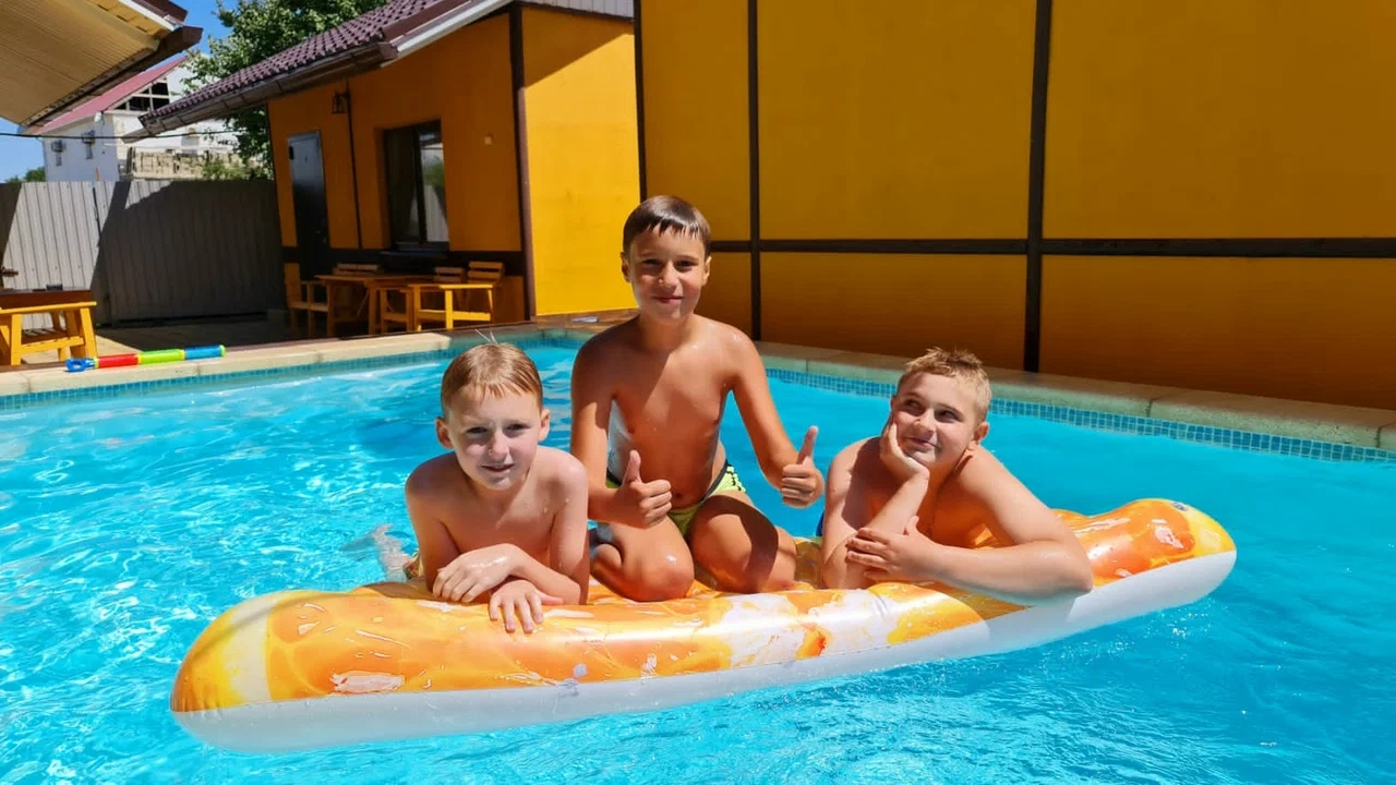 Гостевой дом "Апельсин".