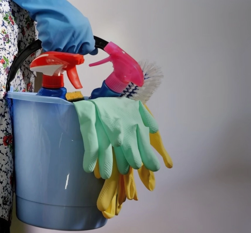 Клининговая компания HomeClean в Ульяновске: Генеральная Уборка, Химчистка, Уборка После Ремонта, Мойка Окон, Дезинфекция Горячим Паром, Уборка Домов,