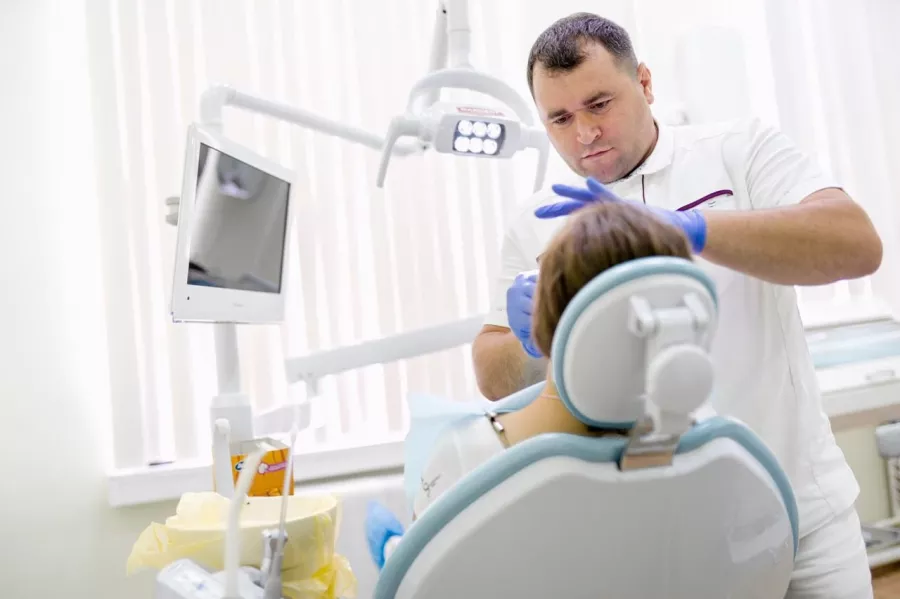 Стоматологическая клиника Maxident в Ульяновске: Лечение Кариеса, Диагностика, Зубное Протезирование , Отбеливание Зубов, Имплантация Зуба,