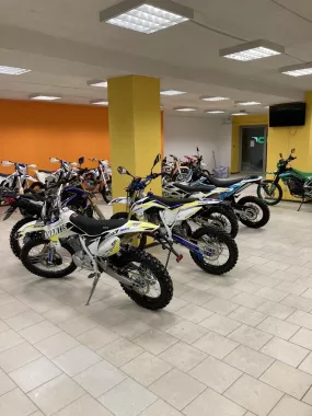  Магазин мотоциклов "Rollingmoto73".