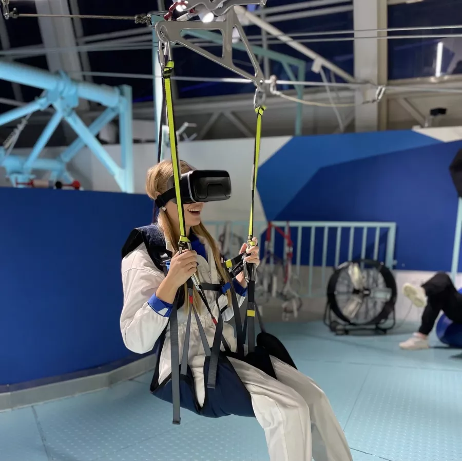 Верёвочный парк ZipLine в Минске: Верёвочный парк, Пандус, Зиплайн, Аттракционы, Оплата картой, Наличный расчёт,