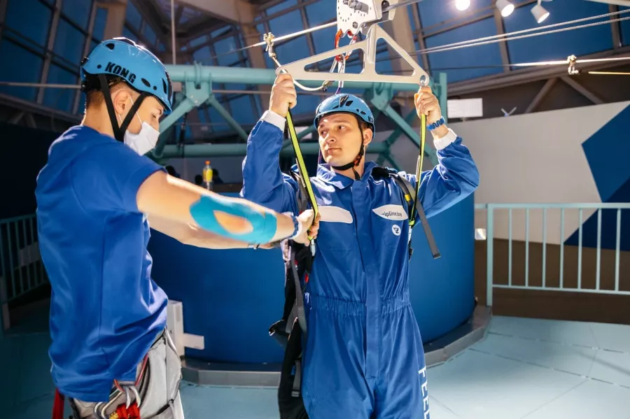 Верёвочный парк ZipLine в Минске: Верёвочный парк, Пандус, Зиплайн, Аттракционы, Оплата картой, Наличный расчёт,