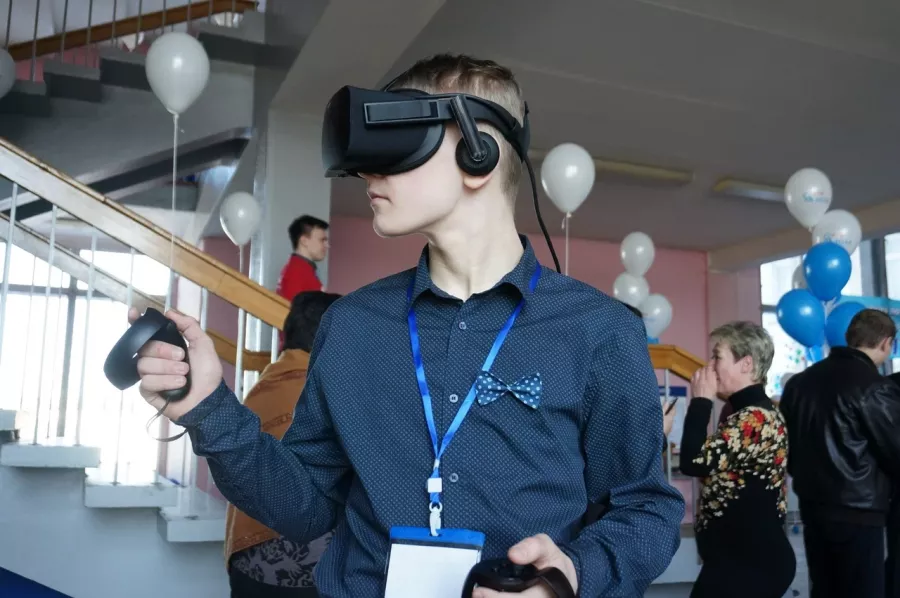 Клуб виртуальной реальности Vr Life в Минске: Организация праздников, VR, Игровые приставки, Аренда зала, Выездные мероприятия, Оплата картой, Наличный расчёт,