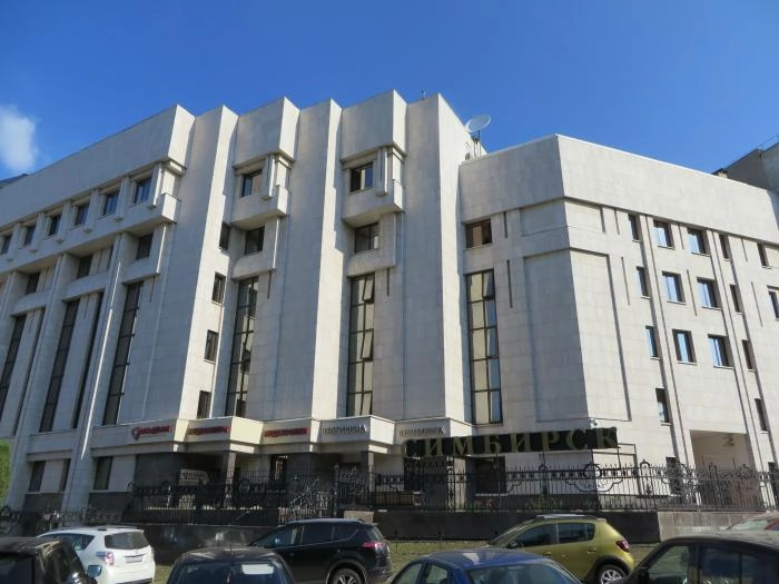Гостиница Симбирск в Ульяновске: Тренажерный Зал, Люкс Номера, Джакузи, Ресторан, Отель, Автостоянка, Услуги Трансфера, Камера Хранения Багажа,