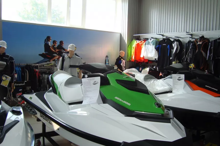 Мотосалон Элат в Ульяновске: Мото, Мотоциклы, Гидроциклы, Квадроциклы,