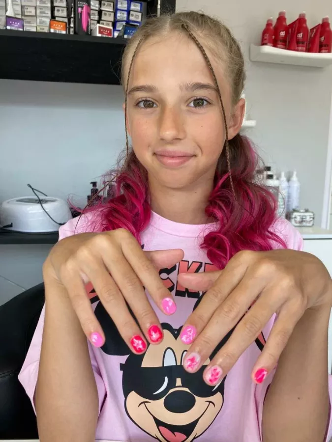 Студия красоты Dolce vita в Адлере: 👌🏻💅🏻💄 Ногти, Волосы, Завивка, Укладка Волос, Маникюр, Перманентный Макияж,