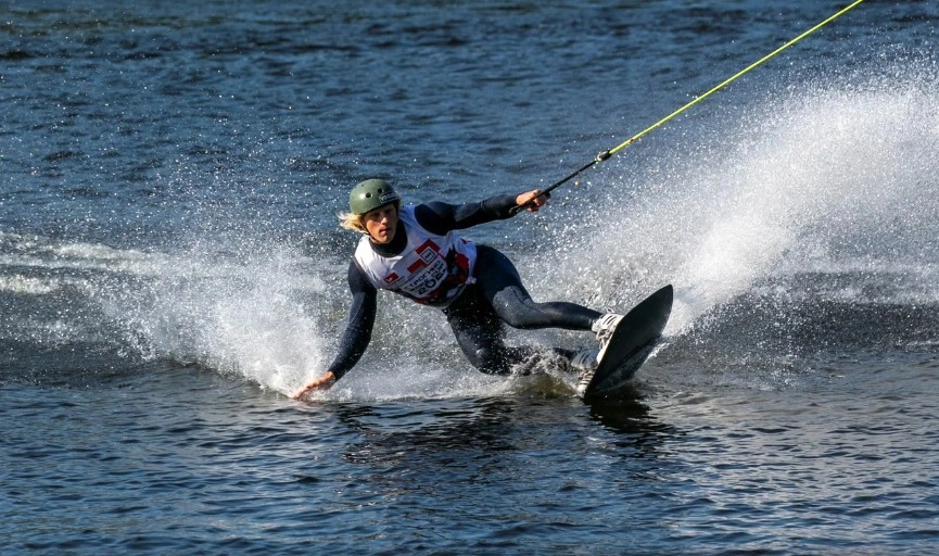 Wake Park Строгино в Москве: Вейксерф, Вейкборд, Батуты, Фитнес-студия, SUP-борды, Гидрофойл,