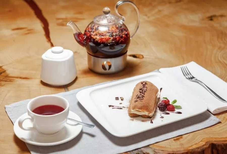 Ресторан The Grill в Красной Поляне: Вид на горы, Кофе, Фреш, На гриле, Мясо, Рыбные блюда, Ресторан,