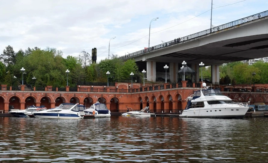 Вейк-клуб Вейкфория в Москве: Вейкбординг, Вейксерфинг, SUP-серфинг, Аренда Лодок, Аренда Катеров,