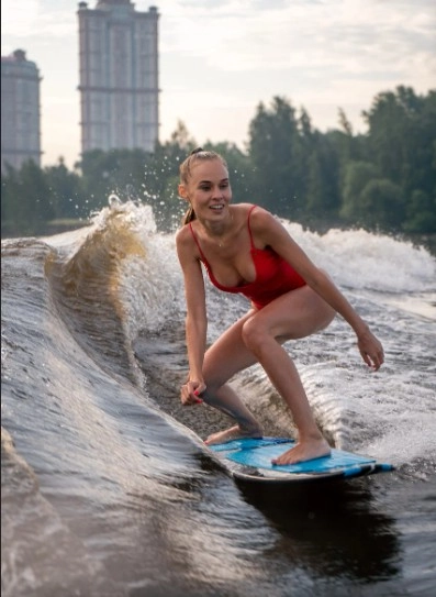 Вейк-клуб WakeShark в Москве: Вейкборд, Вейксерф, Прогулка на катере, Серфинг,
