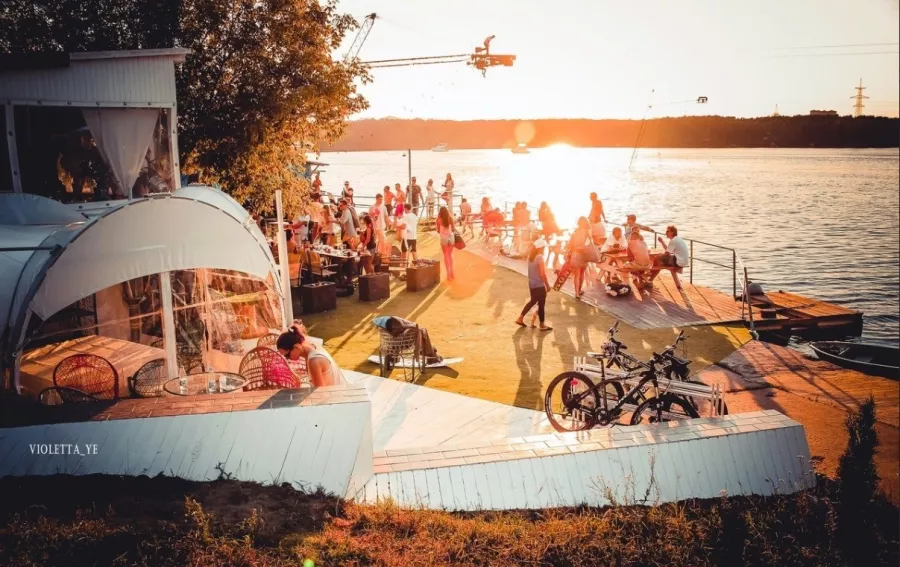 MWake Park Мякинино в Москве: Вейкбординг, Водные Лыжи, Вейкскейты, Ниборды, Монолыжи, Шатры, Беседки,