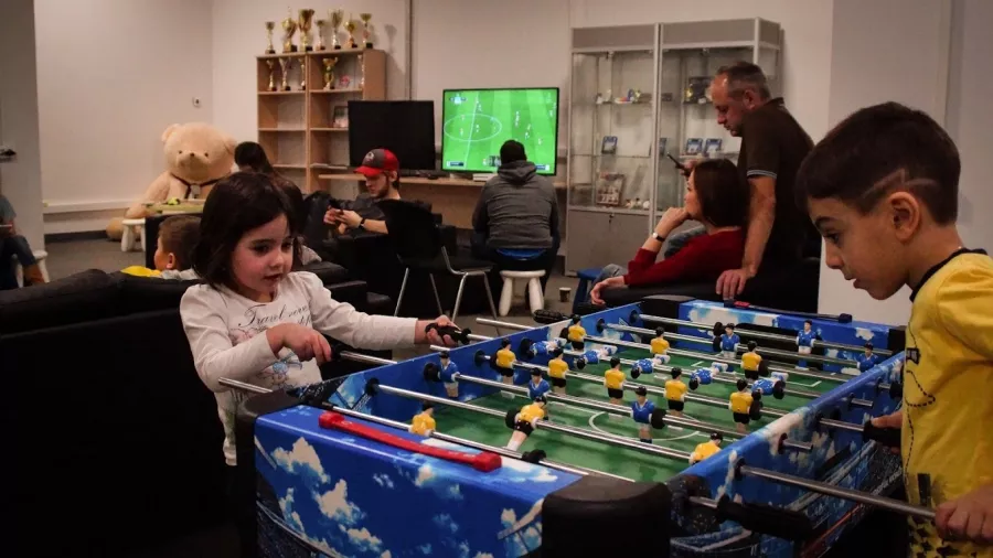 Футбольный клуб в Нижнем Новгороде FOOTBALL MASTERS в Нижнем Новгороде: Футбол, Коллективные Игры, Детский Тренер, Чемпионаты, Турниры, Спортивная Секция, Физическое Развитие,