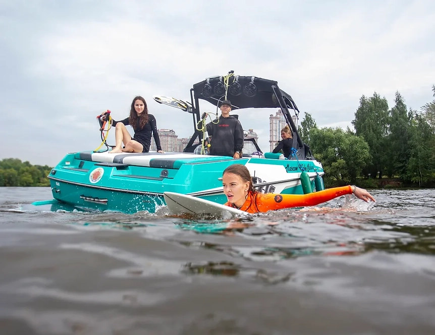 Вейк-клуб Moscow Wake School в Москве: Вейкборд, Вейксерф, Активный Отдых, Катер,