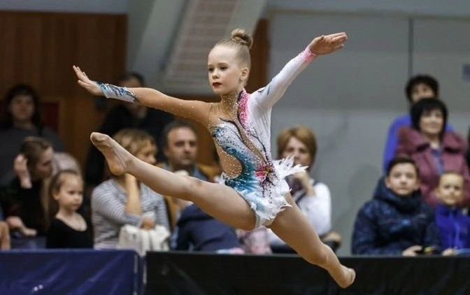 Секция Художественной Гимнастики Rhythmic Stars в Нижнем Новгороде: Гимнастика, Детский Тренер, Турниры, Спортивные Мероприятия, Физическая Культура, Групповые занятия,