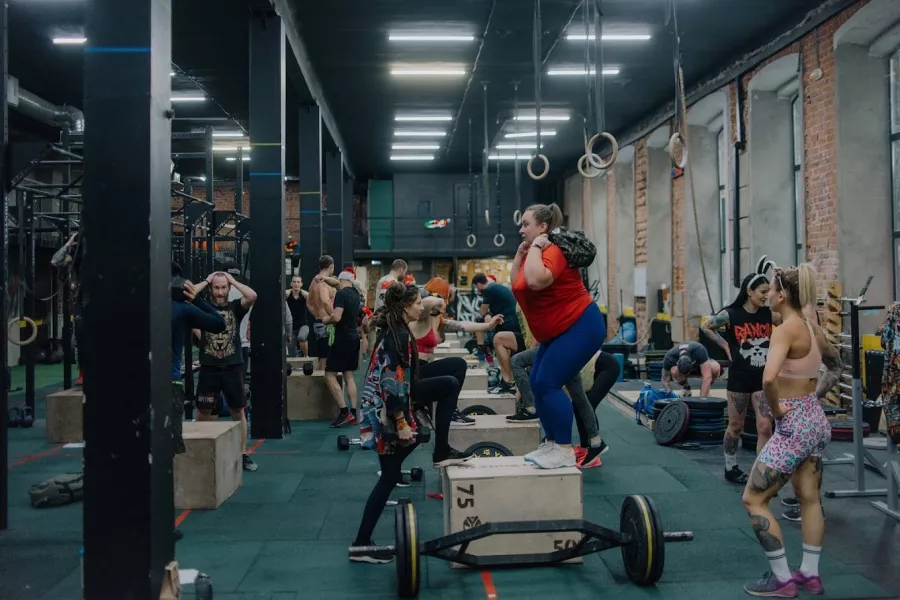 Спортивный зал Volga Athletics в Нижнем Новгороде: Тренажерный Зал, Спортивная Секция, Силовая Рама, Эйрбайки, Лыжные Тренажёры, Тяжёлая Атлетика,