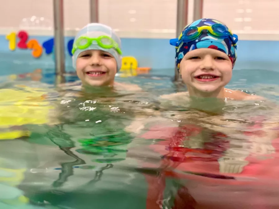 Оздоровительный центр с бассейном Happy Splash в Калининграде: Возле воды, Для детей , Для беременных, Бассейн , Спортивный комплекс , Плавание,