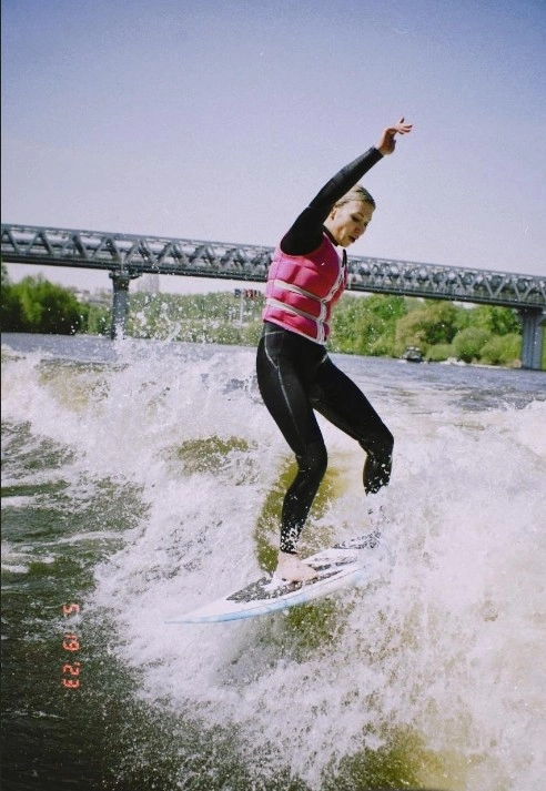 Wakesurf club Gipsy Boat в Москве: Вейксерф, Вейкборд, SUP-борд, Праздник на Воде, Обучение, Активный Отдых,