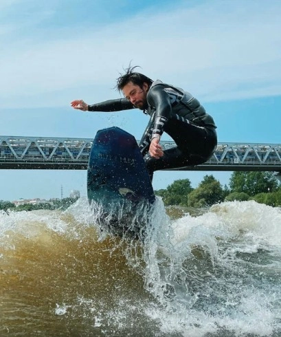 Wakesurf club Gipsy Boat в Москве: Вейксерф, Вейкборд, SUP-борд, Праздник на Воде, Обучение, Активный Отдых,