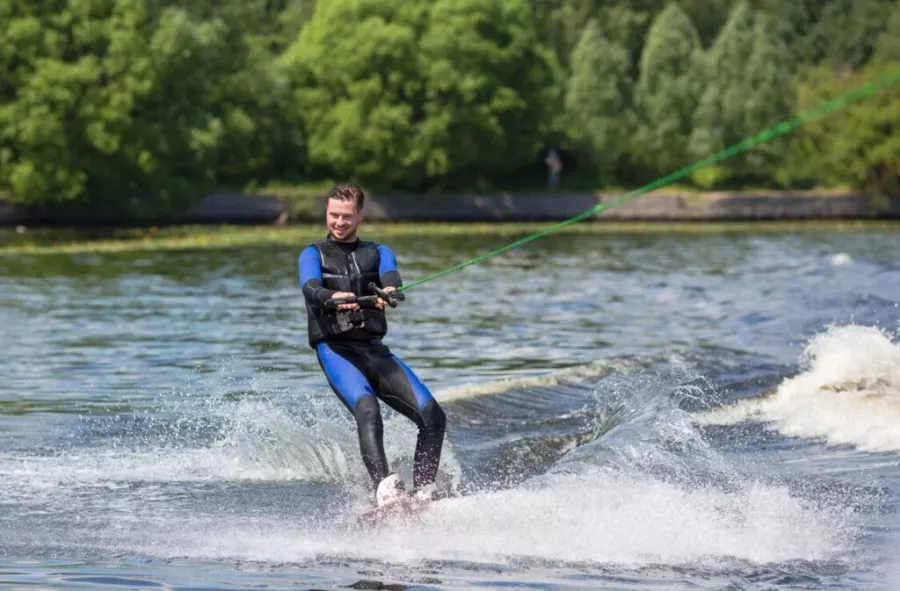 Water Club Maria в Москве: Аренда яхт, Аренда катера, Мероприятия на Воде, Вейкборд, Активный Отдых, Прогулки по Москве-реке,