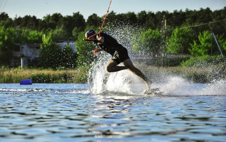 Wake Park Kraskovo в Люберцах: Вейкборд, Вейксерф, Зона Отдыха, Занятие и Инструктором, SUP-борды,