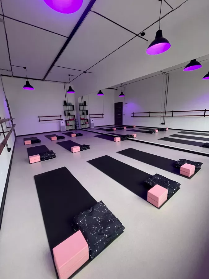 Фитнес студия Alice в Калининграде: Хореография, Растяжка, Танцы, Пилатес,