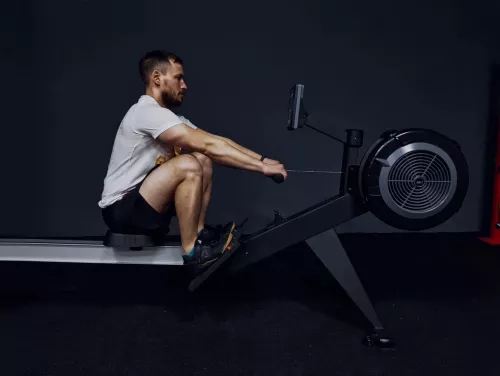 Спортивный клуб Молот  в  Новосибирске