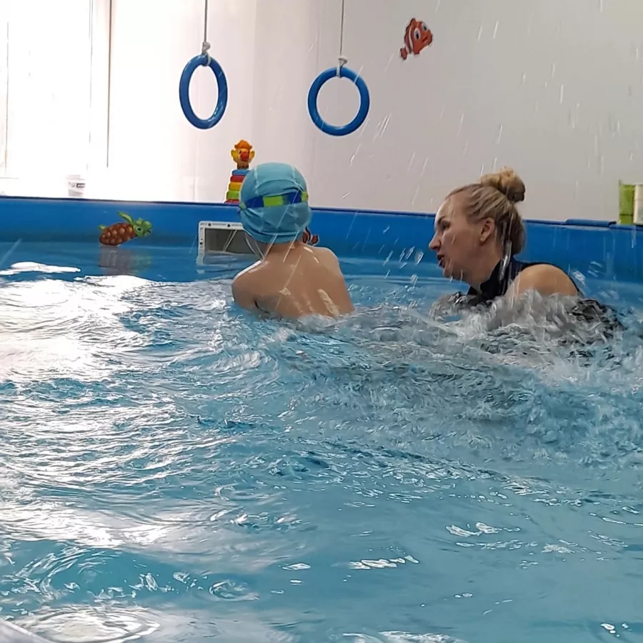 Детский Бассейн FLIPPER в Новосибирске: Детский бассейн, Бассейн, Зал, Плавание,