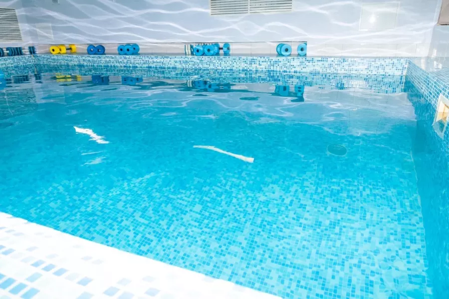 Клуб массажа и женского фитнеса Famina в Новосибирске: Фитнес, Зал, Массаж,