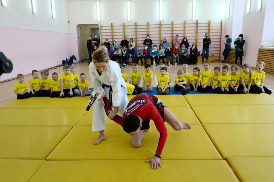 Детская школа спортивного развития Азбука Карате в Новосибирске: Тренировка, Зал, Карате,