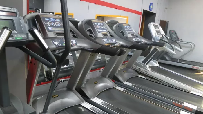 Фитнес-клуб "Fit1Life".