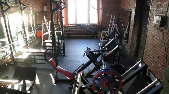 Фитнес-клуб "Fit1Life".