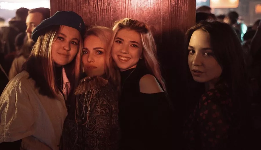 Ночной клуб Pipl bar Moscow в Москве: Дискотека, Бар, Танцы, Ночной клуб,