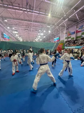 Спортивный клуб "Динамэкс".