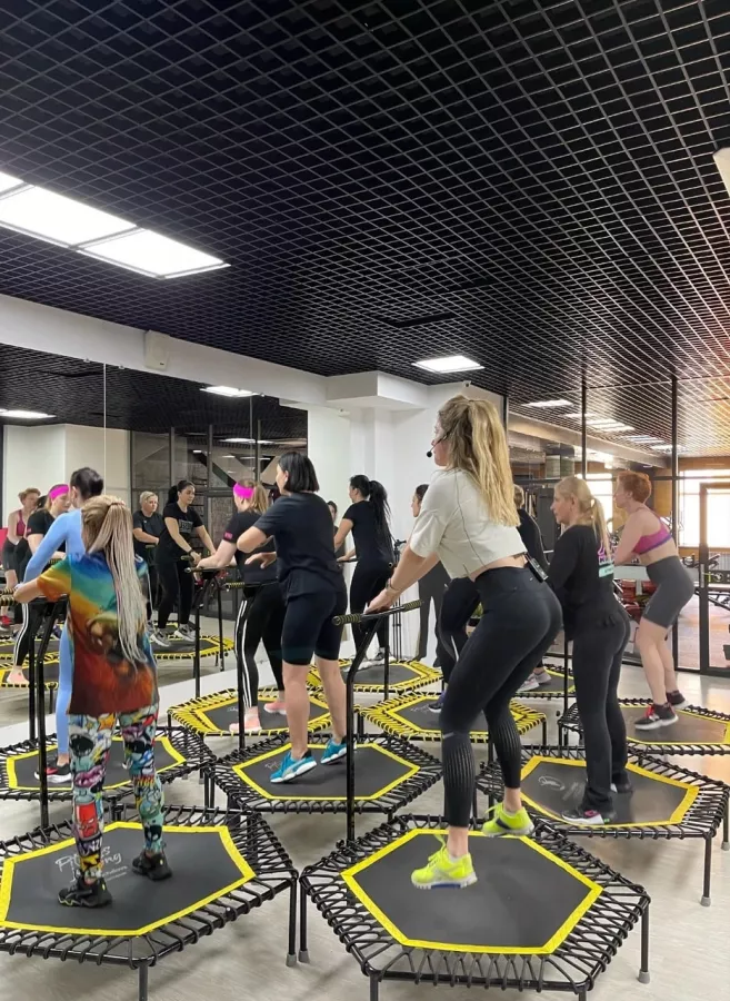 Фитнес-клуб Jumping XS в Новосибирске: Фитнес, Фитнес-кулб, Тренировка, Джампинг,