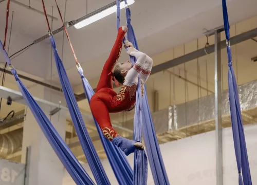 Батутно-акробатический центр Эндорфин gym в Санкт-Петербурге