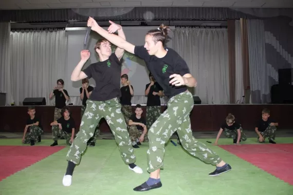Рукопашный бой "Сибирский Вьюн".