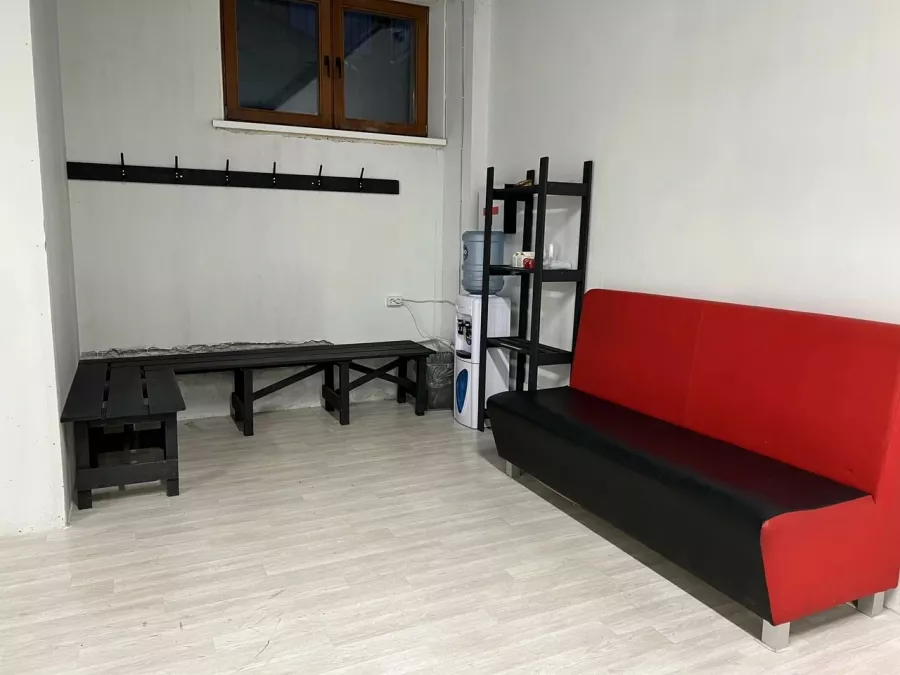 Бросковый зал HatTrick в Новосибирске: Зал, Тренировка, Хоккей,