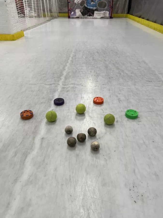 Бросковый зал HatTrick в Новосибирске: Зал, Тренировка, Хоккей,