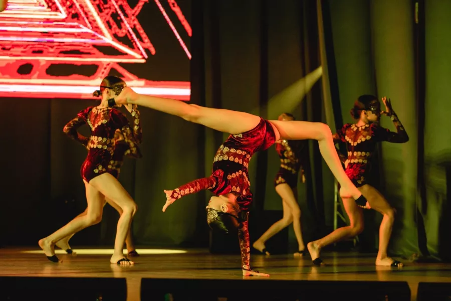 Школа шоу гимнастики Драже в Новосибирске: Зал, Тренировка, Гимнастика, Акробатика, Спорт,