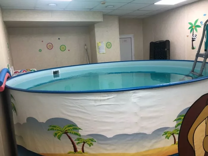 Детский бассейн "Мамонтёнок".