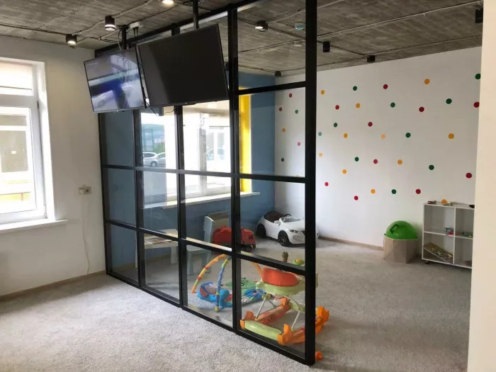 Детский бассейн "Swim Leon".