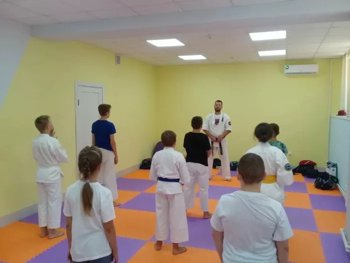 Спортивный клуб "Цви Ханши".