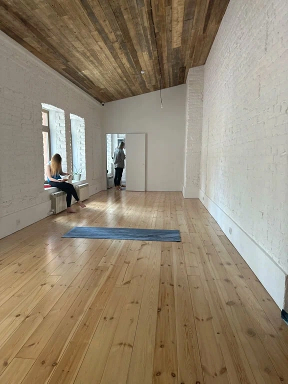 Студия йоги "Прогресс".